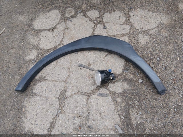 45191008 :رقم المزاد ، JF2GTABC6JH316140 vin ، 2018 Subaru Crosstrek 2.0i Premium مزاد بيع