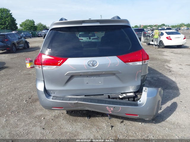 Продажа на аукционе авто 2014 Toyota Sienna Xle 7 Passenger, vin: 5TDDK3DC0ES092359, номер лота: 45191025
