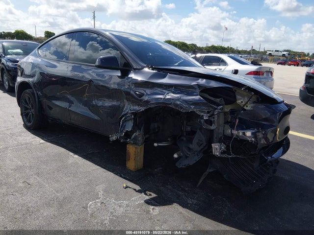 45191079 :رقم المزاد ، 7SAYGDEE4RA302562 vin ، 2024 Tesla Model Y Long Range Dual Motor All-wheel Drive مزاد بيع