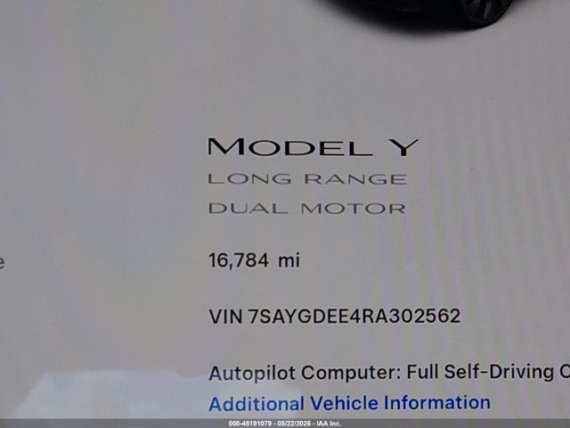 2024 Tesla Model Y Long Range Dual Motor All-wheel Drive მანქანა იყიდება აუქციონზე, vin: 7SAYGDEE4RA302562, აუქციონის ნომერი: 45191079