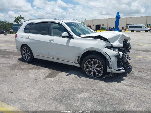 45191126 :رقم المزاد ، 5UXCW2C08N9L23894 vin ، 2022 Bmw X7 Xdrive40i مزاد بيع