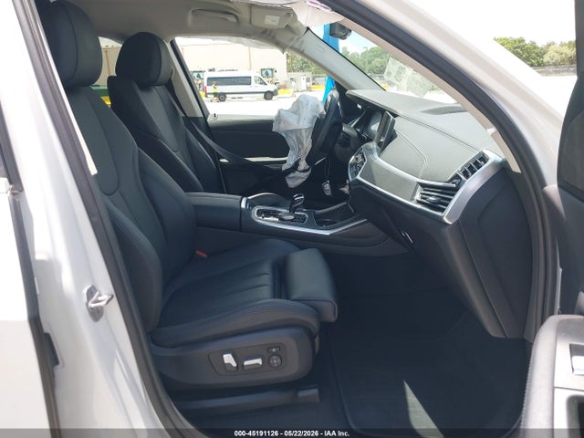Продажа на аукционе авто 2022 Bmw X7 Xdrive40i, vin: 5UXCW2C08N9L23894, номер лота: 45191126