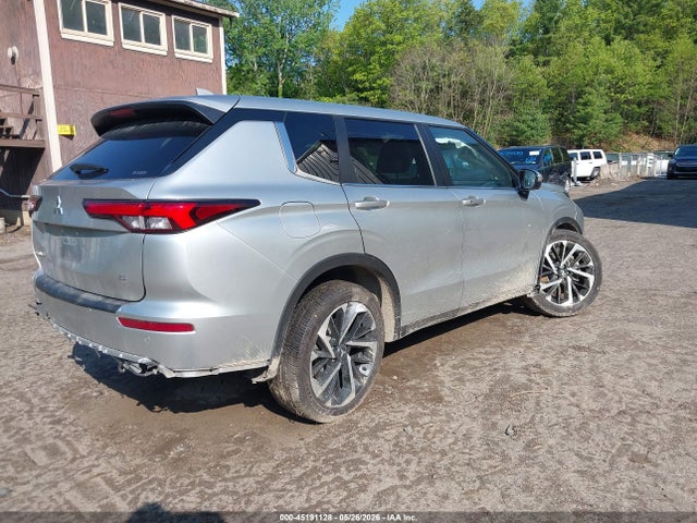 Продажа на аукционе авто 2024 Mitsubishi Outlander, vin: JA4J4VA86RZ059728, номер лота: 45191128