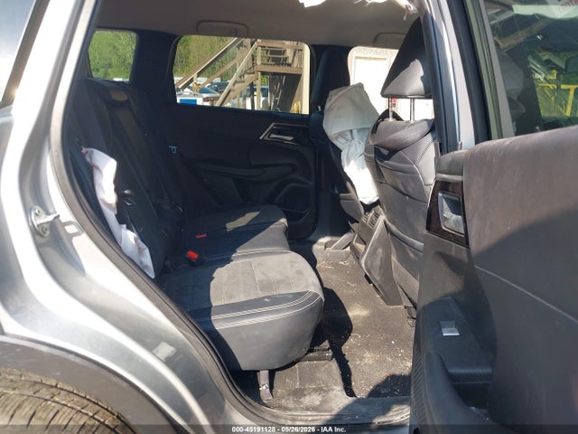 Продажа на аукционе авто 2024 Mitsubishi Outlander, vin: JA4J4VA86RZ059728, номер лота: 45191128