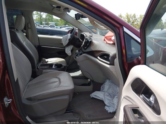 2017 Chrysler Pacifica Touring-l მანქანა იყიდება აუქციონზე, vin: 2C4RC1BG6HR688389, აუქციონის ნომერი: 45191161