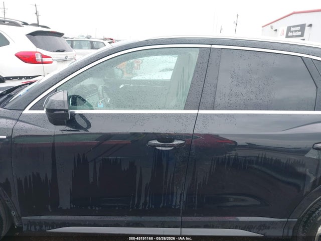 Продаж на аукціоні авто 2020 Audi Q3 Premium Plus 45 Tfsi S Line Quattro Tiptronic, vin: WA1EECF31L1005226, номер лоту: 45191168