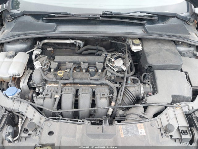 1FADP3K29JL295473 Ford FOCUS SE