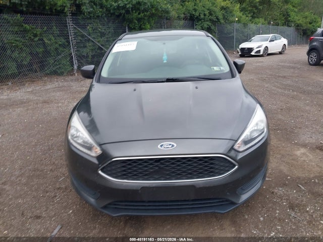 1FADP3K29JL295473 Ford FOCUS SE