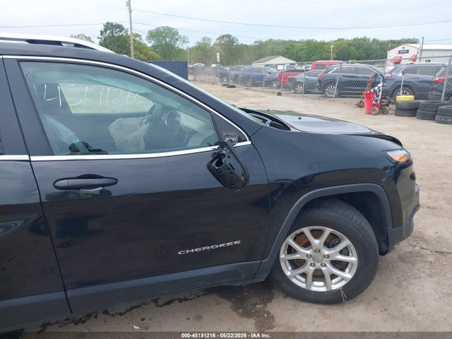 45191216 :رقم المزاد ، 1C4PJMCB4EW178174 vin ، 2014 Jeep Cherokee Latitude مزاد بيع