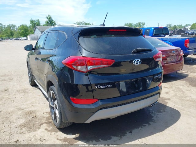45191235 :رقم المزاد ، KM8J3CA22HU383842 vin ، 2017 Hyundai Tucson Sport مزاد بيع