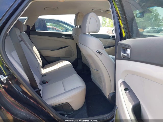 45191235 :رقم المزاد ، KM8J3CA22HU383842 vin ، 2017 Hyundai Tucson Sport مزاد بيع