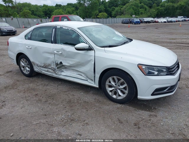 Aukcja sprzedaży 2016 Volkswagen Passat 1.8t S, vin: 1VWAT7A34GC052878, numer aukcji: 45191255