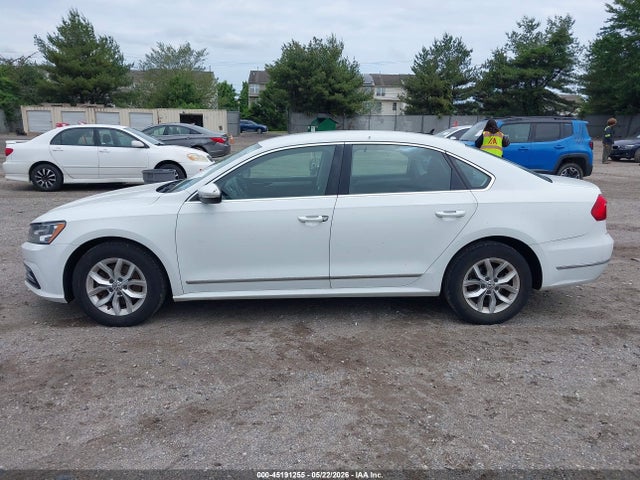 Aukcja sprzedaży 2016 Volkswagen Passat 1.8t S, vin: 1VWAT7A34GC052878, numer aukcji: 45191255
