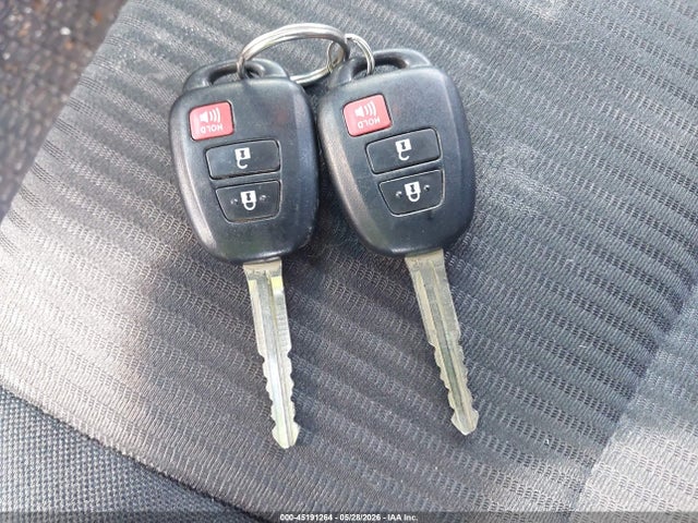 Aukcja sprzedaży 2017 Toyota Rav4 Le, vin: JTMBFREV8HJ122286, numer aukcji: 45191264