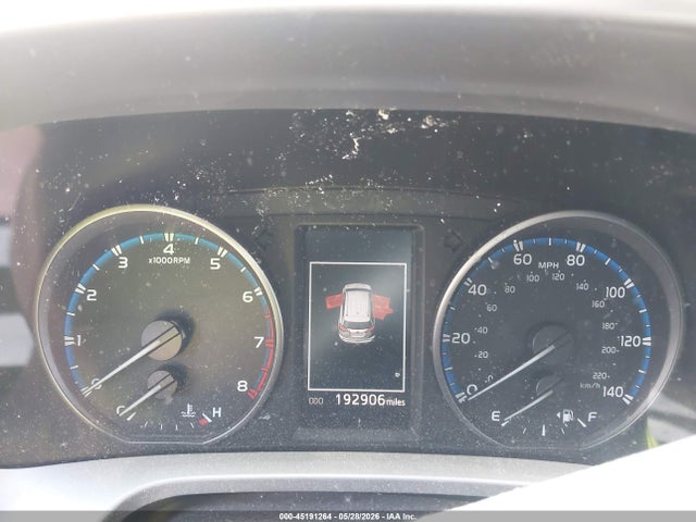 Aukcja sprzedaży 2017 Toyota Rav4 Le, vin: JTMBFREV8HJ122286, numer aukcji: 45191264