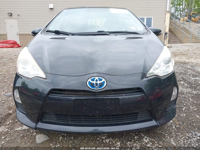 Продаж на аукціоні авто 2013 Toyota Prius C Two, vin: JTDKDTB32D1552170, номер лоту: 45191288