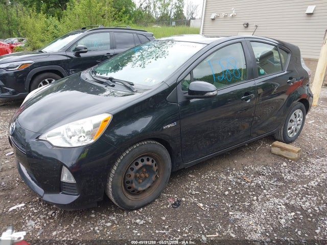 Продаж на аукціоні авто 2013 Toyota Prius C Two, vin: JTDKDTB32D1552170, номер лоту: 45191288