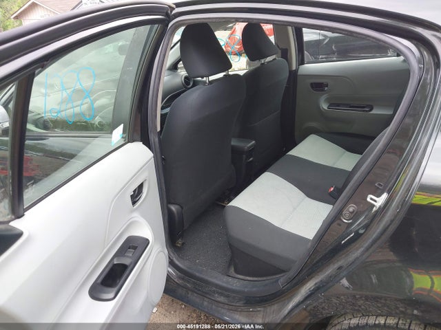 Продаж на аукціоні авто 2013 Toyota Prius C Two, vin: JTDKDTB32D1552170, номер лоту: 45191288