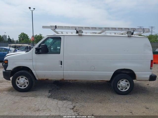 45191358 :رقم المزاد ، 1FTSE3EL4EDA38443 vin ، 2014 Ford E-350 Super Duty Commercial مزاد بيع