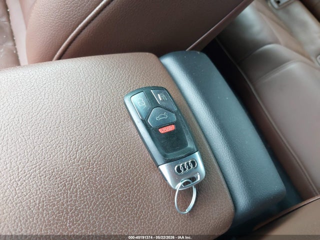 Aukcja sprzedaży 2017 Audi A4 2.0t Season Of Audi Premium, vin: WAUDNAF47HN045709, numer aukcji: 45191374