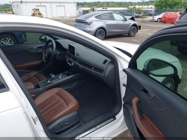 Aukcja sprzedaży 2017 Audi A4 2.0t Season Of Audi Premium, vin: WAUDNAF47HN045709, numer aukcji: 45191374