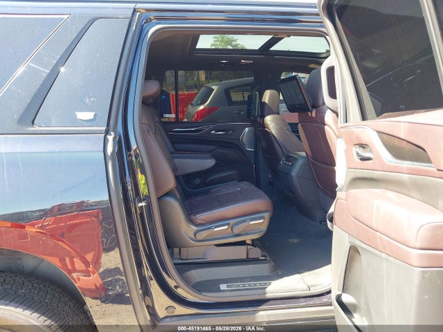 Продажа на аукционе авто 2021 Cadillac Escalade Esv 4wd Sport Platinum, vin: 1GYS4RKL2MR439320, номер лота: 45191465