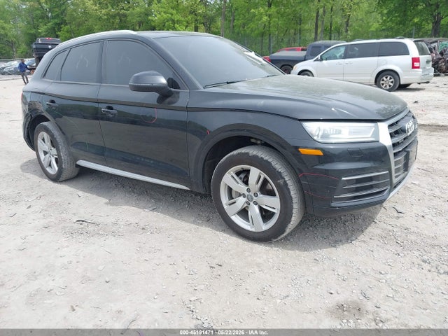 45191471 :رقم المزاد ، WA1ANAFY6J2001114 vin ، 2018 Audi Q5 2.0t Premium/2.0t Tech Premium مزاد بيع
