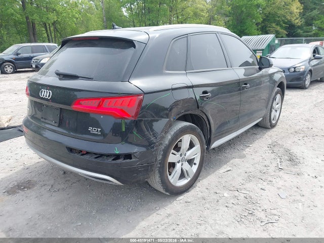 45191471 :رقم المزاد ، WA1ANAFY6J2001114 vin ، 2018 Audi Q5 2.0t Premium/2.0t Tech Premium مزاد بيع