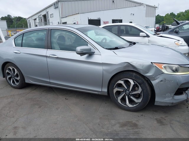 Aukcja sprzedaży 2017 Honda Accord Ex-l, vin: 1HGCR2F83HA156147, numer aukcji: 45191482