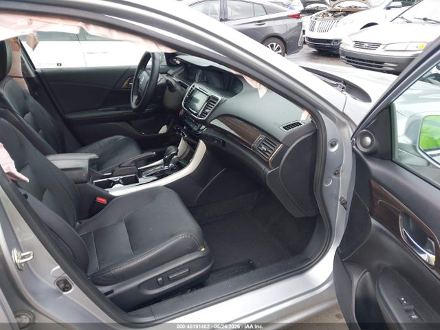 Aukcja sprzedaży 2017 Honda Accord Ex-l, vin: 1HGCR2F83HA156147, numer aukcji: 45191482