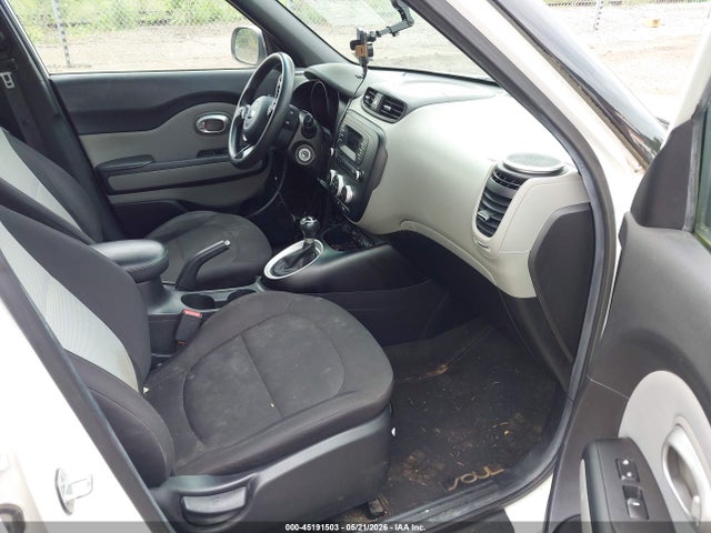 Продаж на аукціоні авто 2015 Kia Soul, vin: KNDJN2A20F7196183, номер лоту: 45191503