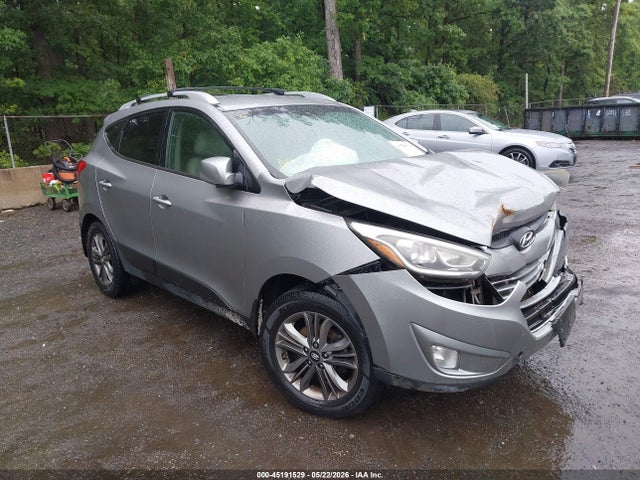 2015 Hyundai Tucson Se მანქანა იყიდება აუქციონზე, vin: KM8JUCAG1FU024102, აუქციონის ნომერი: 45191529