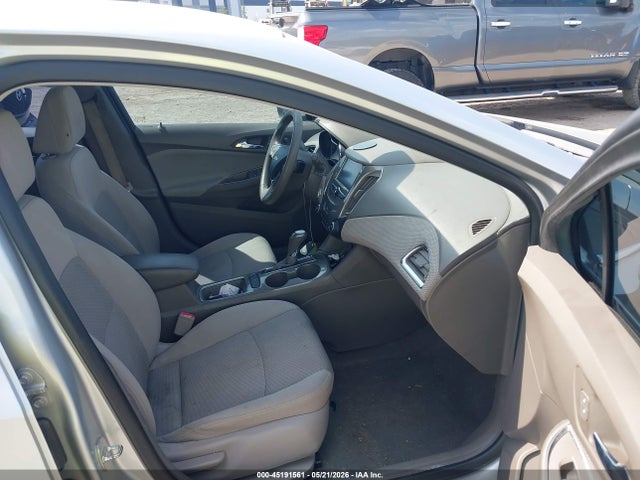 Продаж на аукціоні авто 2018 Chevrolet Cruze Lt Auto, vin: 1G1BE5SM0J7241016, номер лоту: 45191561