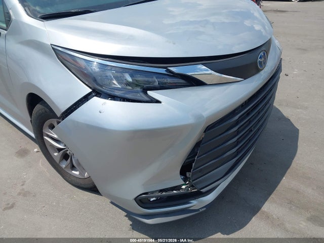 45191564 :رقم المزاد ، 5TDYRKEC7SS235826 vin ، 2025 Toyota Sienna Xle مزاد بيع