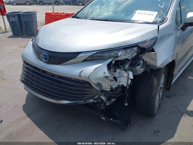 45191564 :رقم المزاد ، 5TDYRKEC7SS235826 vin ، 2025 Toyota Sienna Xle مزاد بيع