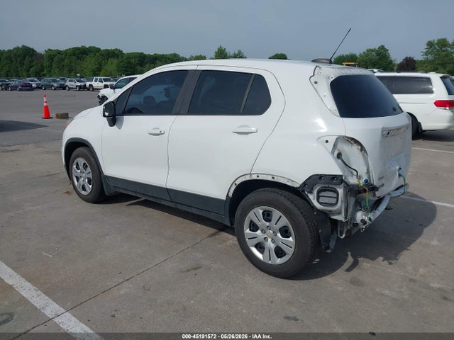 Chevrolet TRAX LS 2018 3GNCJKSB1JL195588 Image 3