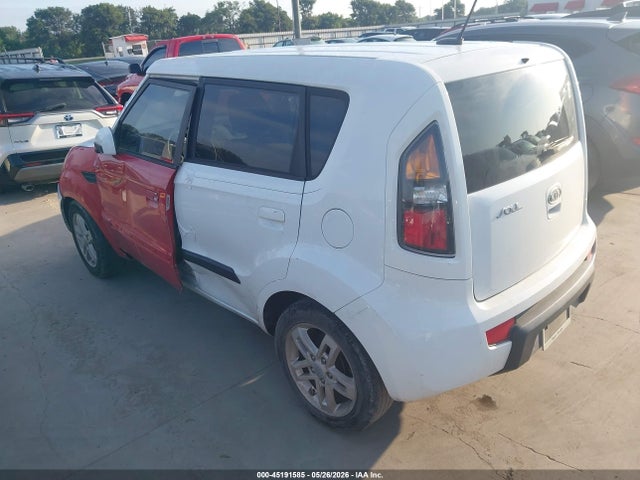 2010 Kia Soul + მანქანა იყიდება აუქციონზე, vin: KNDJT2A27A7703112, აუქციონის ნომერი: 45191585