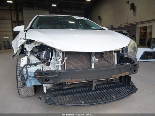 45191659 :رقم المزاد ، 2T1BURHE2FC257628 vin ، 2015 Toyota Corolla Le Plus مزاد بيع