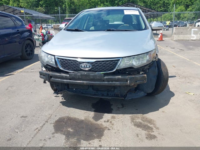 2011 Kia Forte Ex მანქანა იყიდება აუქციონზე, vin: KNAFU4A20B5447257, აუქციონის ნომერი: 45191661
