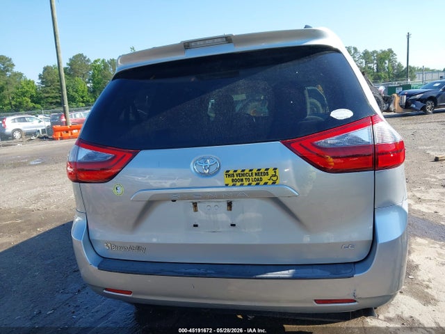 Toyota SIENNA LE 2020 5TDKZ3DCXLS049521 Image 16