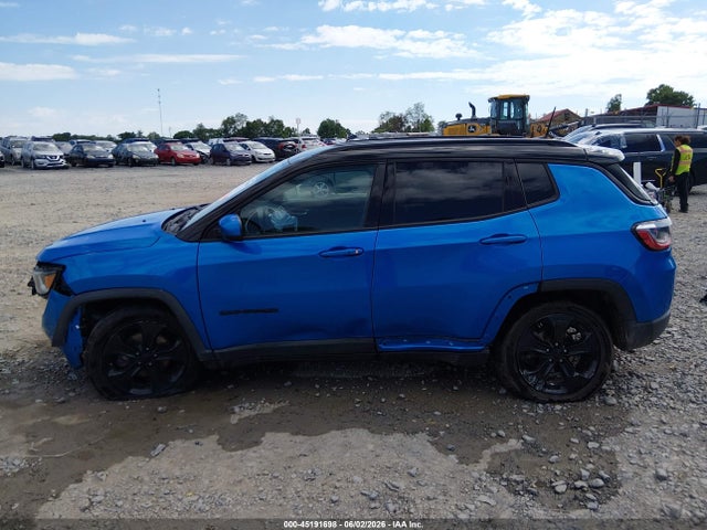 45191698 :رقم المزاد ، 3C4NJDBB8LT157856 vin ، 2020 Jeep Compass Altitude 4x4 مزاد بيع