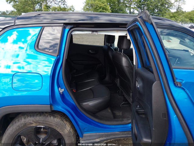45191698 :رقم المزاد ، 3C4NJDBB8LT157856 vin ، 2020 Jeep Compass Altitude 4x4 مزاد بيع