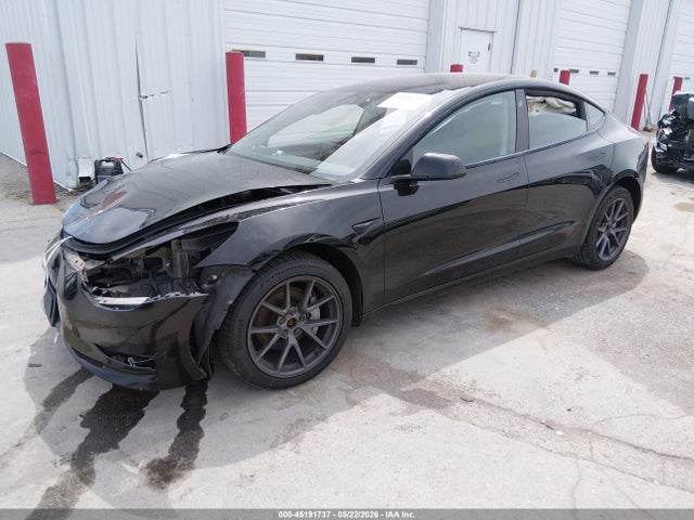 Tesla Model 3 Long Range 2021 5YJ3E1EB0MF066778 Image 2