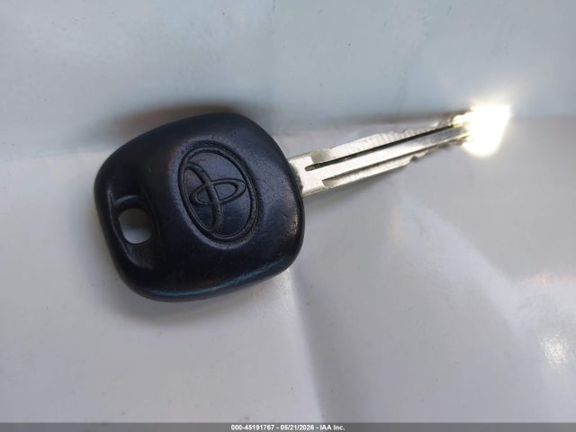 Продажа на аукционе авто 2006 Toyota Sienna Xle, vin: 5TDBA22C16S071996, номер лота: 45191767