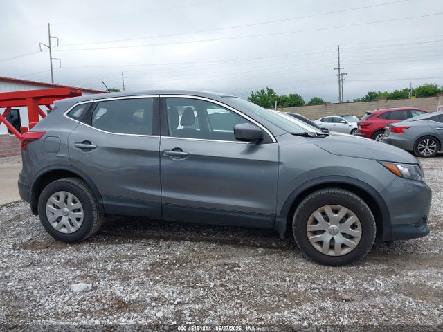 Продаж на аукціоні авто 2018 Nissan Rogue Sport S, vin: JN1BJ1CRXJW206756, номер лоту: 45191814