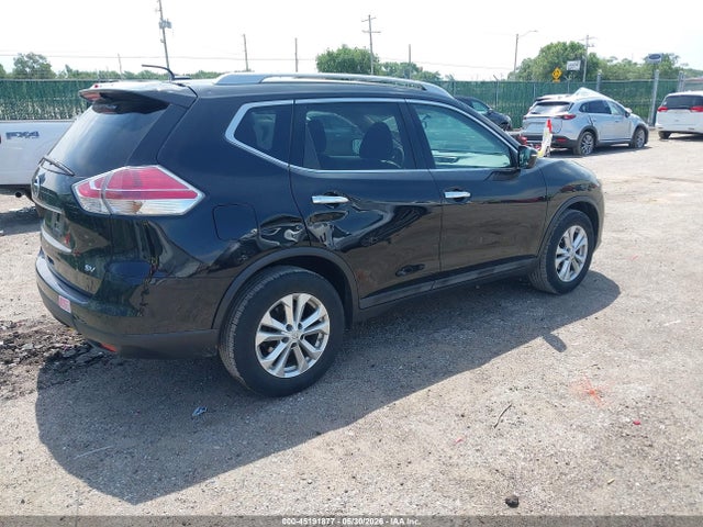 Продаж на аукціоні авто 2015 Nissan Rogue S/sl/sv, vin: 5N1AT2MT9FC832886, номер лоту: 45191877