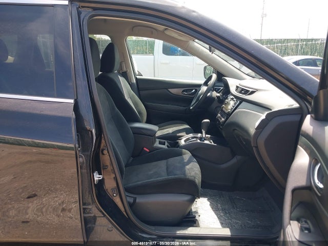 Продаж на аукціоні авто 2015 Nissan Rogue S/sl/sv, vin: 5N1AT2MT9FC832886, номер лоту: 45191877