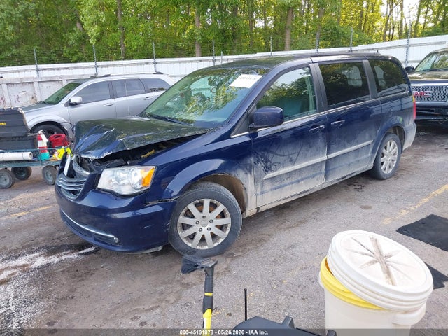 45191878 :رقم المزاد ، 2C4RC1BG3GR238309 vin ، 2016 Chrysler Town & Country Touring مزاد بيع