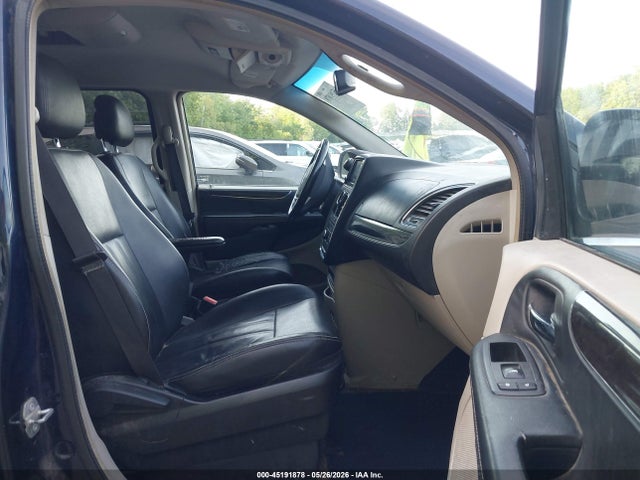 45191878 :رقم المزاد ، 2C4RC1BG3GR238309 vin ، 2016 Chrysler Town & Country Touring مزاد بيع