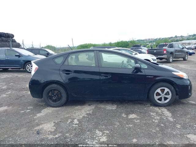 JTDKN3DU6E0365900 Toyota Prius Two